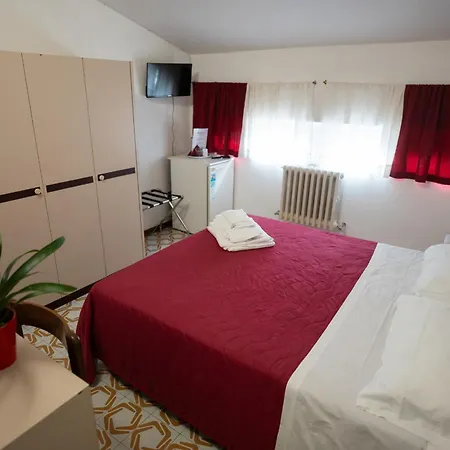 Residence Europa Alba Adriatica Extérieur photo
